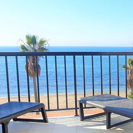 Sea Front House Micaela I Appartement Marbellac