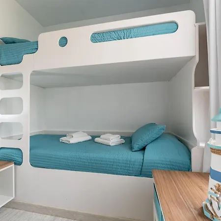 Sea Front House Micaela I Appartement