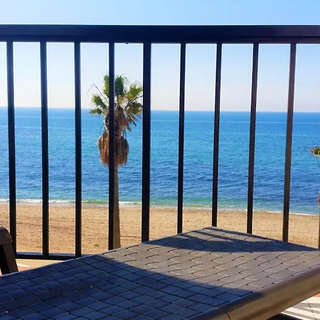 Διαμέρισμα Sea Front House Micaela I *