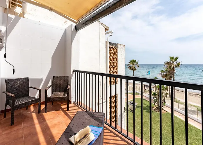 Sea Front House Micaela I *