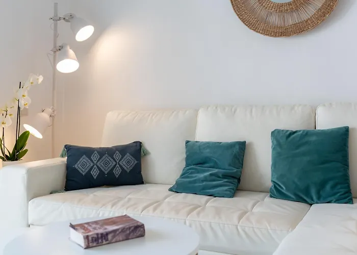 Apartment Sea Front House Micaela I *