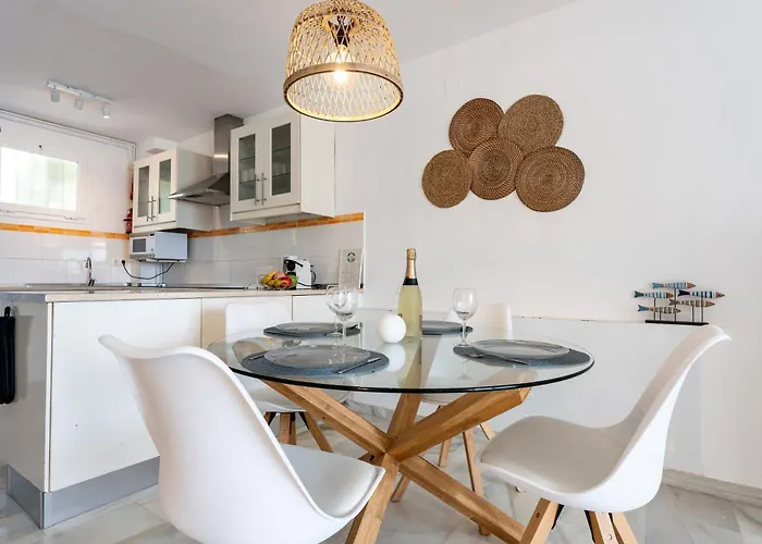 Apartment Sea Front House Micaela I