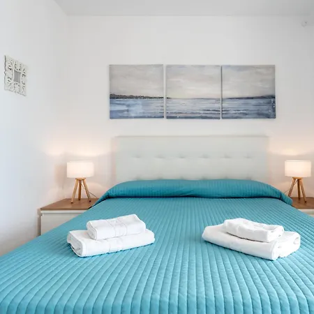 Sea Front House Micaela I Apartment Marbella